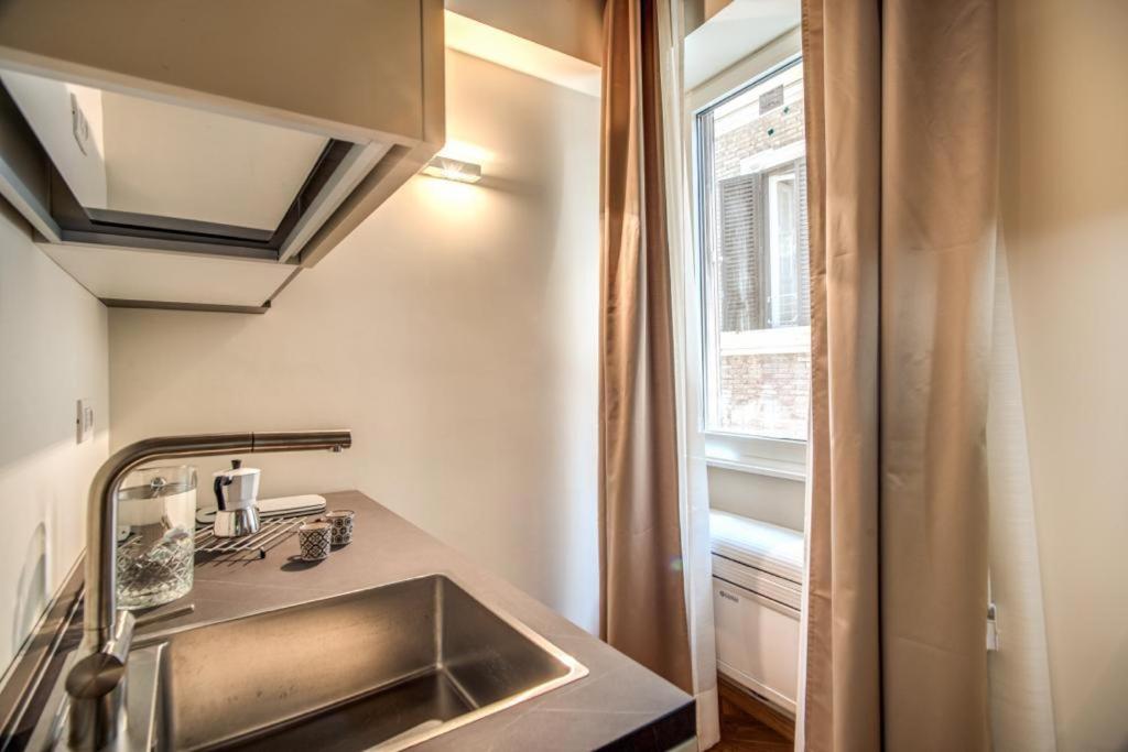 Maison Del Colosseo Рим Экстерьер фото